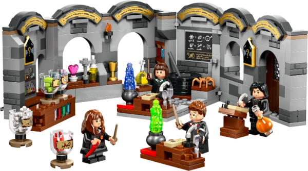 LEGO Harry Potter Hogwarts Castle: Potions Class 76431 - Afbeelding 2